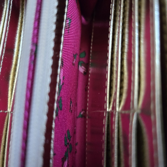 Betsey Johnson Black Clutch with Gold Sequin Bow - Picture 8 of 8